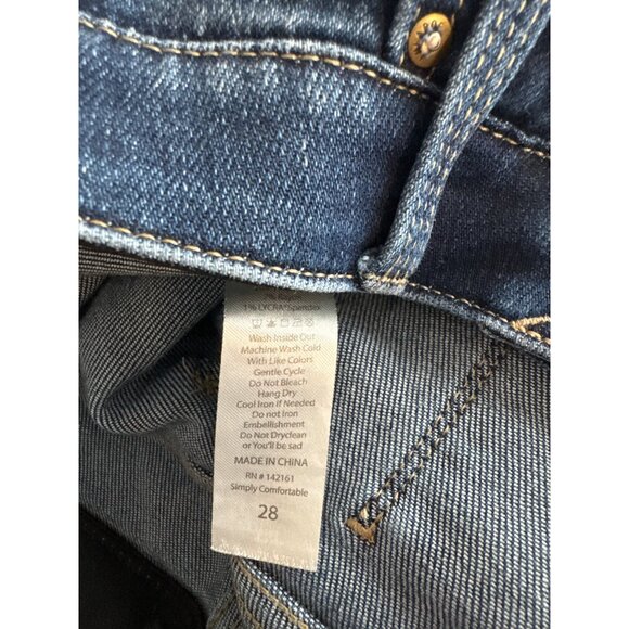 Lularoe Shorts Womens size 28 US 8 Boyfriend Blue Relax Cuffed Denim Tummy Panel - Picture 4 of 4